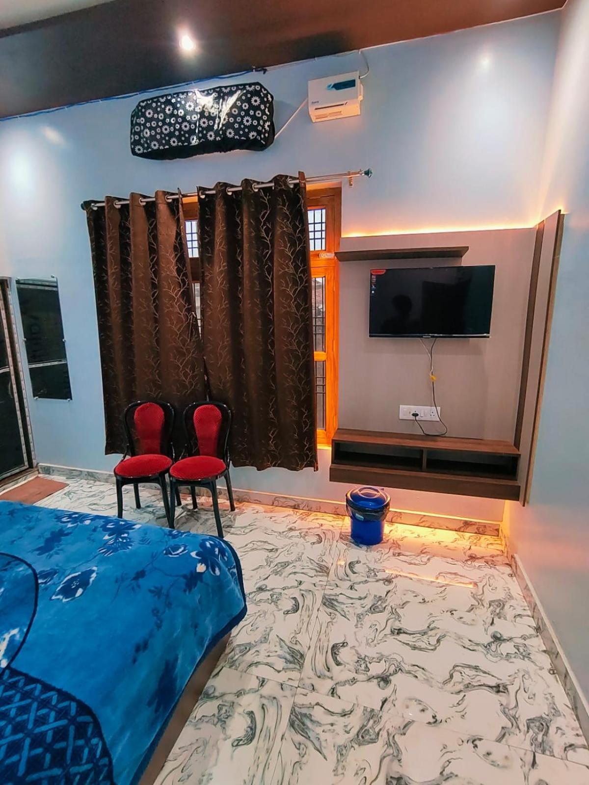 Kaka Guest House Ayodhya Εξωτερικό φωτογραφία