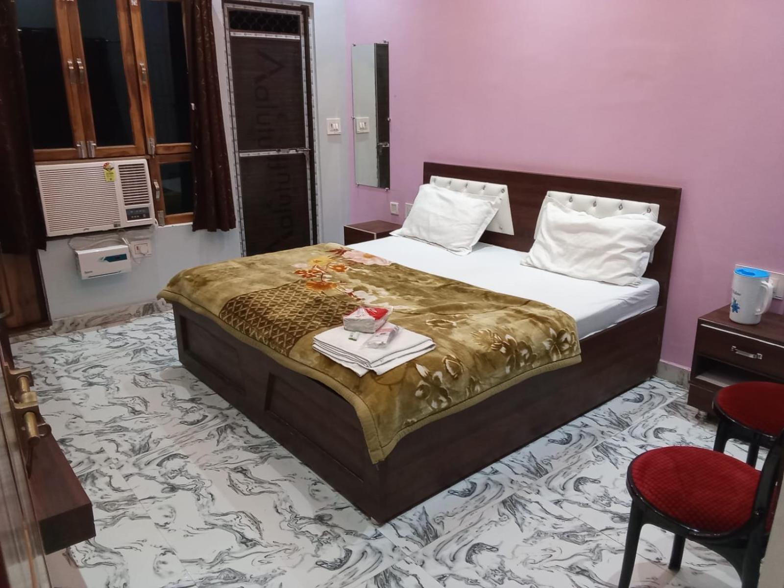 Kaka Guest House Ayodhya Εξωτερικό φωτογραφία